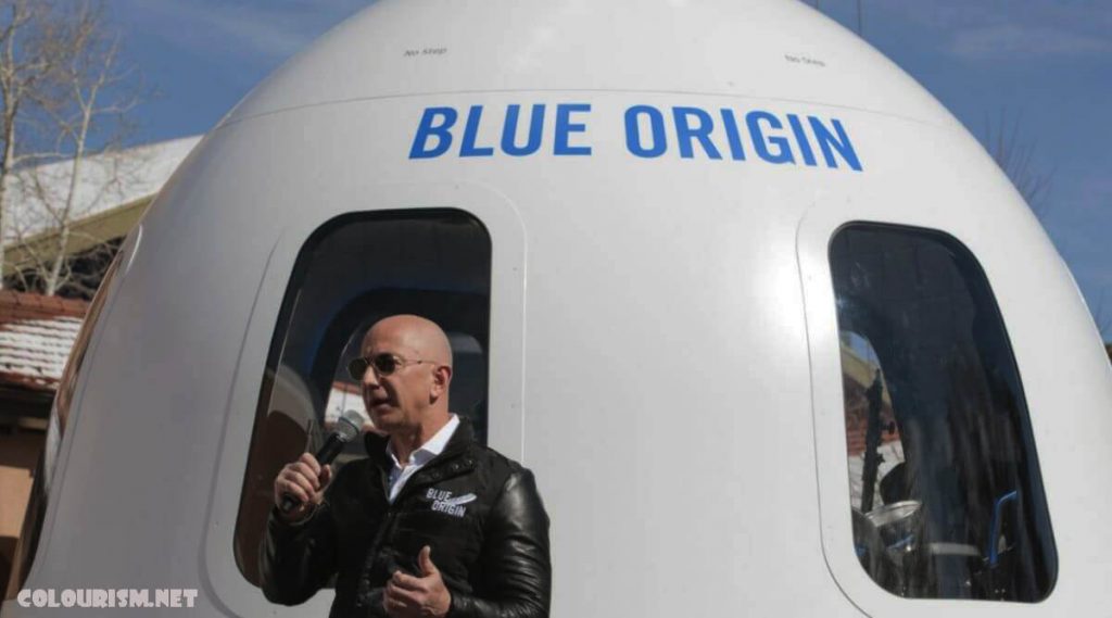 การเดินทาง ในอวกาศกับ Bezos ของ Amazon ผู้ประมูลปริศนารายหนึ่งได้จ่ายเงิน 28 ล้านเหรียญสหรัฐ (20 ล้านปอนด์) เพื่อซื้อที่นั่งบนเที่ยวบินอวกาศ