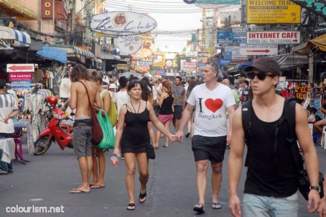 นักท่องเที่ยวในไทย มีสูงกว่าปีที่แล้ว 