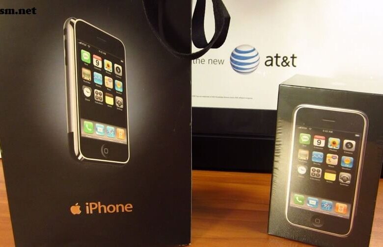 iPhone รุ่นแรกขายทอดตลาดในราคาที่แพงขึ้น